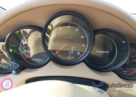 2014 Porsche Cayenne z USA, uszkodzony, nr VIN WP1AA2A2XELA02999